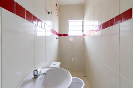 Casa de condomínio à venda com 175m², 3 quartos e 2 vagasBanheiro Social