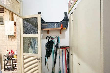 Apartamento à venda com 135m², 3 quartos e 1 vagaQuarto de Serviço