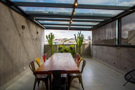 Apartamento à venda com 106m², 2 quartos e 1 vaga Apartamento à venda com 106m², 2 quartos e 1 vagaÁrea externa