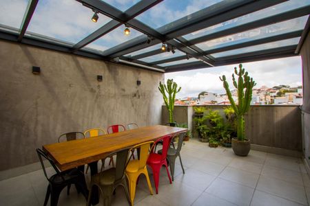 Apartamento à venda com 106m², 2 quartos e 1 vaga Apartamento à venda com 106m², 2 quartos e 1 vagaÁrea externa