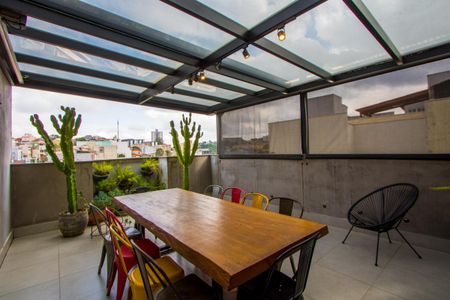 Apartamento à venda com 106m², 2 quartos e 1 vaga Apartamento à venda com 106m², 2 quartos e 1 vagaÁrea externa