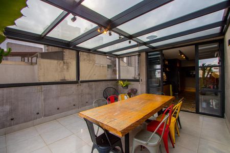 Apartamento à venda com 106m², 2 quartos e 1 vaga Apartamento à venda com 106m², 2 quartos e 1 vagaÁrea externa