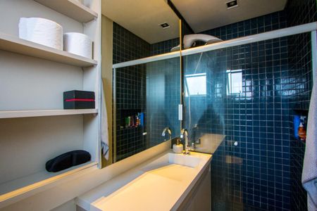 Apartamento à venda com 106m², 2 quartos e 1 vaga Apartamento à venda com 106m², 2 quartos e 1 vagaBanheiro Suíte