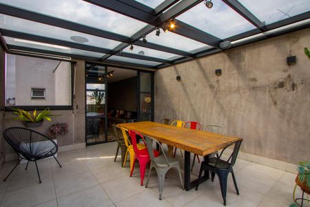 Apartamento à venda com 106m², 2 quartos e 1 vaga Apartamento à venda com 106m², 2 quartos e 1 vagaÁrea externa