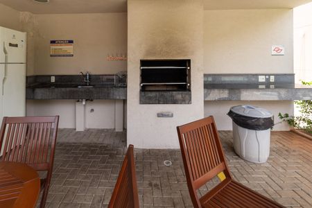 Apartamento à venda com 32m², 1 quarto e 1 vagaÁrea comum - Churrasqueira