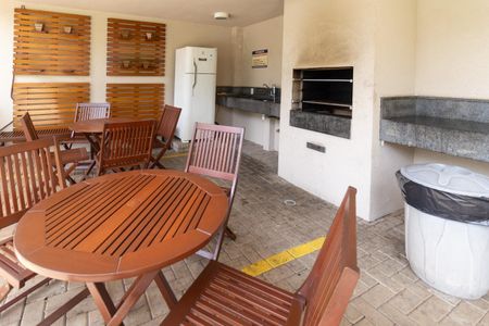 Apartamento à venda com 32m², 1 quarto e 1 vagaÁrea comum - Churrasqueira