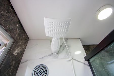 Apartamento à venda com 56m², 2 quartos e 2 vagas Apartamento à venda com 56m², 2 quartos e 2 vagasBanheiro