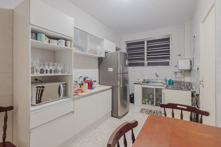 Apartamento à venda com 101m², 2 quartos e 1 vagaCozinha