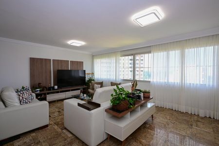 Apartamento para alugar com 140m², 4 quartos e 2 vagasSala de Tv
