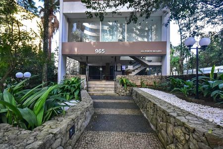 Apartamento para alugar com 140m², 4 quartos e 2 vagasFachada