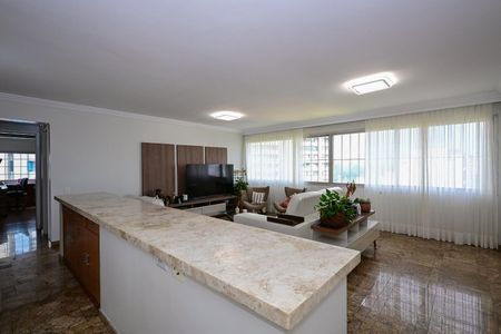 Apartamento para alugar com 140m², 4 quartos e 2 vagasSala