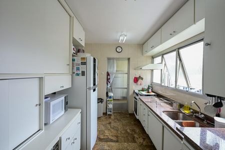 Apartamento para alugar com 140m², 4 quartos e 2 vagasCozinha