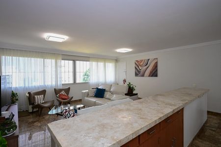 Apartamento para alugar com 140m², 4 quartos e 2 vagasSala