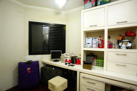 Apartamento à venda com 160m², 3 quartos e 2 vagasQuarto 1