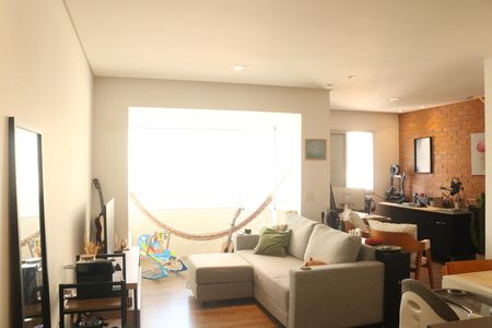 Apartamento à venda com 70m², 2 quartos e 1 vagaSala