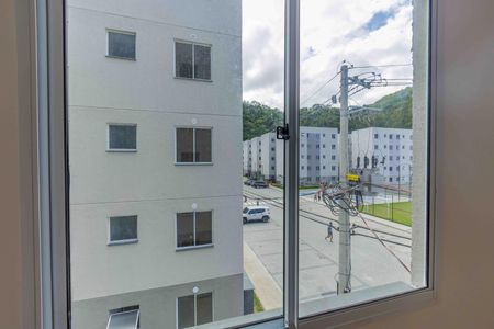 Apartamento à venda com 44m², 2 quartos e 1 vagaQuarto 2 Janela