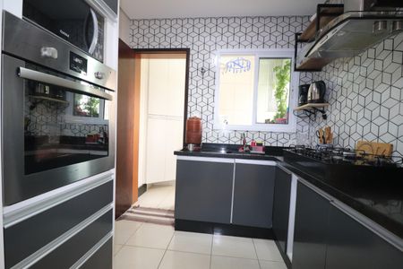 Apartamento à venda com 120m², 2 quartos e 1 vagaCozinha