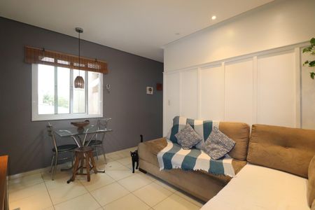 Apartamento à venda com 120m², 2 quartos e 1 vagaSala