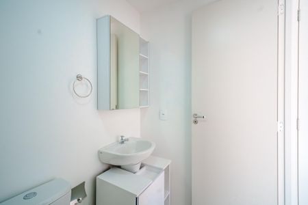 Studio à venda com 24m², 1 quarto e sem vaga Studio à venda com 24m², 1 quarto e sem vagaBanheiro