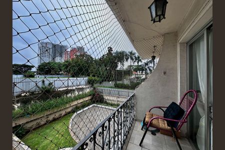 Apartamento à venda com 105m², 3 quartos e 1 vagaSacada