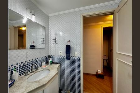 Apartamento à venda com 105m², 3 quartos e 1 vagaBanheiro Social 