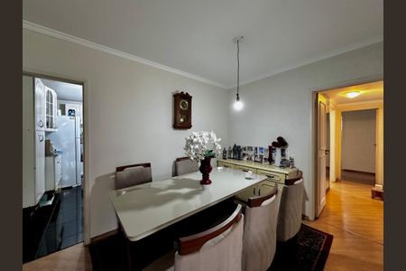 Apartamento à venda com 105m², 3 quartos e 1 vagaSala