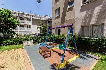 Apartamento para alugar com 54m², 2 quartos e 1 vagaÁrea comum - Playground