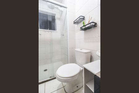 Banheiro de apartamento para alugar com 2 quartos, 54m² em Centro, Barueri