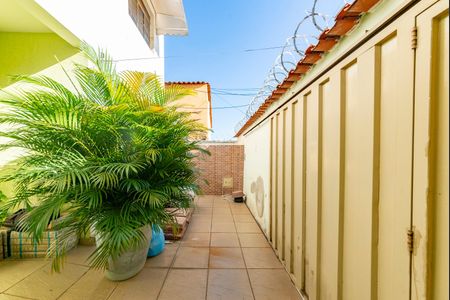 Casa para alugar com 100m², 3 quartos e 1 vaga Casa para alugar com 100m², 3 quartos e 1 vagaGaragem - Quintal