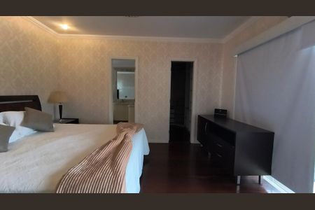 Casa de condomínio para alugar com 340m², 4 quartos e 4 vagas