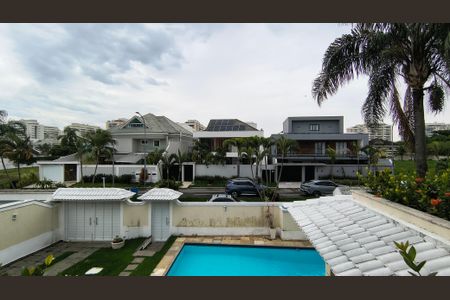 Casa de condomínio para alugar com 340m², 4 quartos e 4 vagas