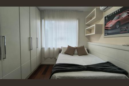 Casa de condomínio para alugar com 340m², 4 quartos e 4 vagas