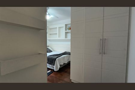 Casa de condomínio para alugar com 340m², 4 quartos e 4 vagas