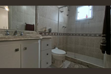 Casa de condomínio para alugar com 340m², 4 quartos e 4 vagas