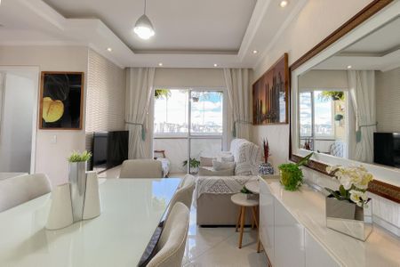 Apartamento à venda com 58m², 2 quartos e 2 vagasSala