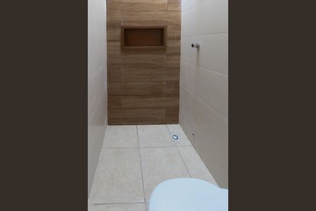 Casa à venda com 82m², 2 quartos e 2 vagas Casa à venda com 82m², 2 quartos e 2 vagasBanheiro da Suite 02