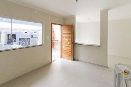 Casa à venda com 82m², 2 quartos e 2 vagas Casa à venda com 82m², 2 quartos e 2 vagasSala