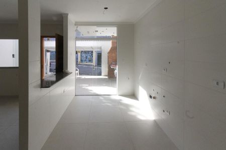 Casa à venda com 82m², 2 quartos e 2 vagas Casa à venda com 82m², 2 quartos e 2 vagasCozinha