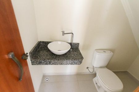 Casa à venda com 92m², 3 quartos e 2 vagas Casa à venda com 92m², 3 quartos e 2 vagasLavabo