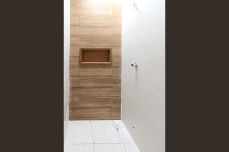 Casa à venda com 92m², 3 quartos e 2 vagas Casa à venda com 92m², 3 quartos e 2 vagasBanheiro da Suite