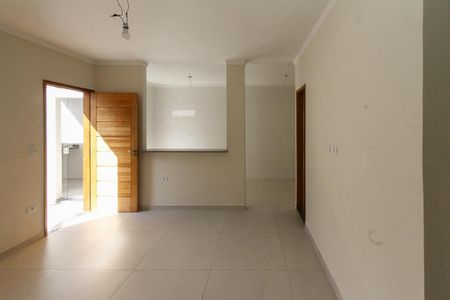 Casa à venda com 92m², 3 quartos e 2 vagas Casa à venda com 92m², 3 quartos e 2 vagasSala