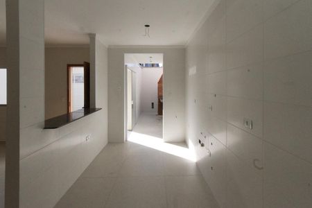 Casa à venda com 92m², 3 quartos e 2 vagas Casa à venda com 92m², 3 quartos e 2 vagasCozinha