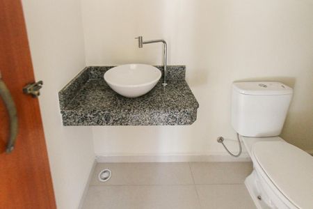 Casa à venda com 92m², 3 quartos e 2 vagas Casa à venda com 92m², 3 quartos e 2 vagasLavabo