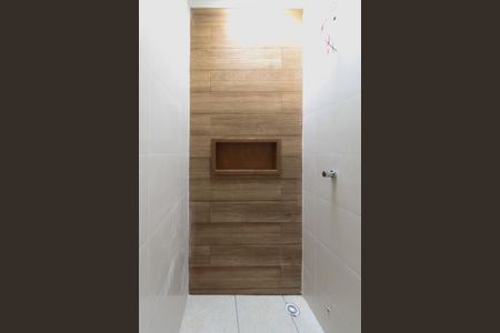 Casa à venda com 92m², 3 quartos e 2 vagas Casa à venda com 92m², 3 quartos e 2 vagasBanheiro da Suite