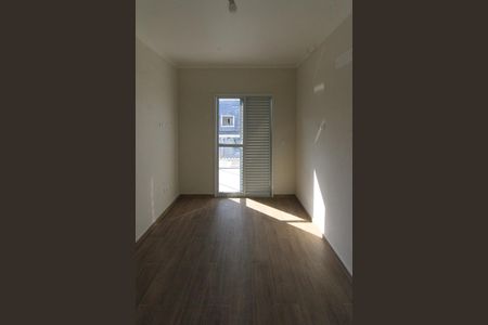 Casa à venda com 92m², 3 quartos e 2 vagas Casa à venda com 92m², 3 quartos e 2 vagasSuite