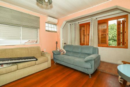 Casa à venda com 210m², 4 quartos e 3 vagasSala