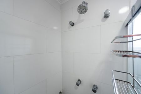 Apartamento para alugar com 99m², 3 quartos e 2 vagasChuveiro
