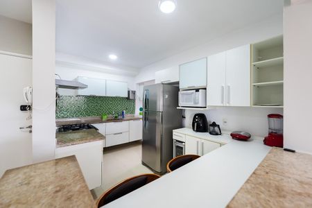 Apartamento para alugar com 99m², 3 quartos e 2 vagasCozinha