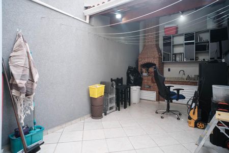 Casa à venda com 168m², 3 quartos e 2 vagasÁrea comum