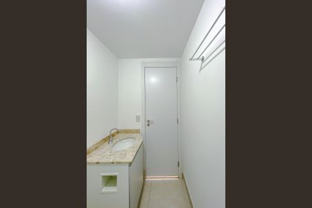 Apartamento para alugar com 68m², 2 quartos e 1 vaga Apartamento para alugar com 68m², 2 quartos e 1 vagaBanheiro